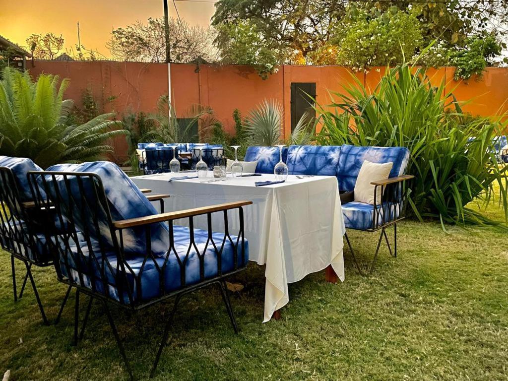 Hotel Le Kentia Lomé Exterior foto